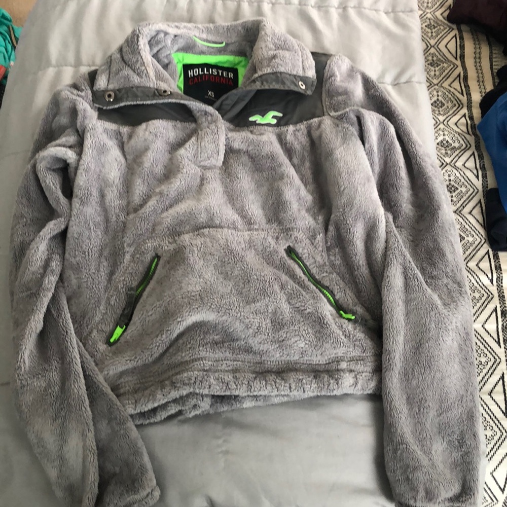 Like new teddy pullover